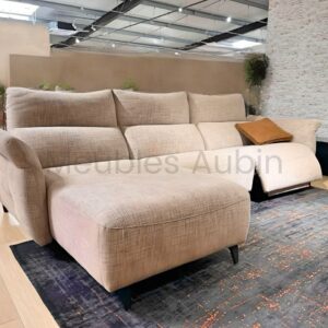 canape d angle chaise longue avec relax électrique sur tapis